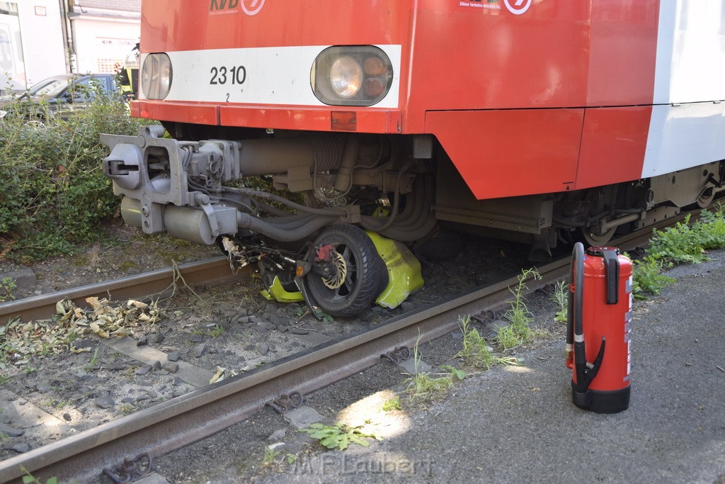 VU Roller KVB Bahn Koeln Luxemburgerstr Neuenhoefer Allee P035.JPG - Miklos Laubert